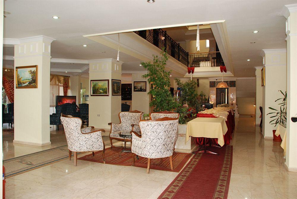 Hotel Club Dorado 3*