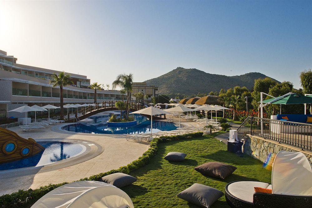 Bellazure Resort Turgutreis
