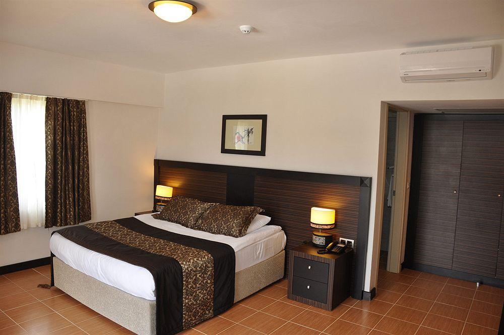 The One Club Hotel 4*