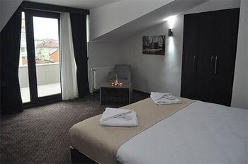 Royal Ramblas Hotel