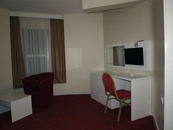Arsen Hotel 3*