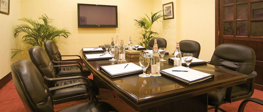Movenpick Hotel 5*