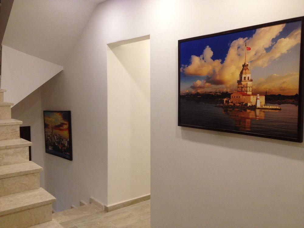 Galley 3*