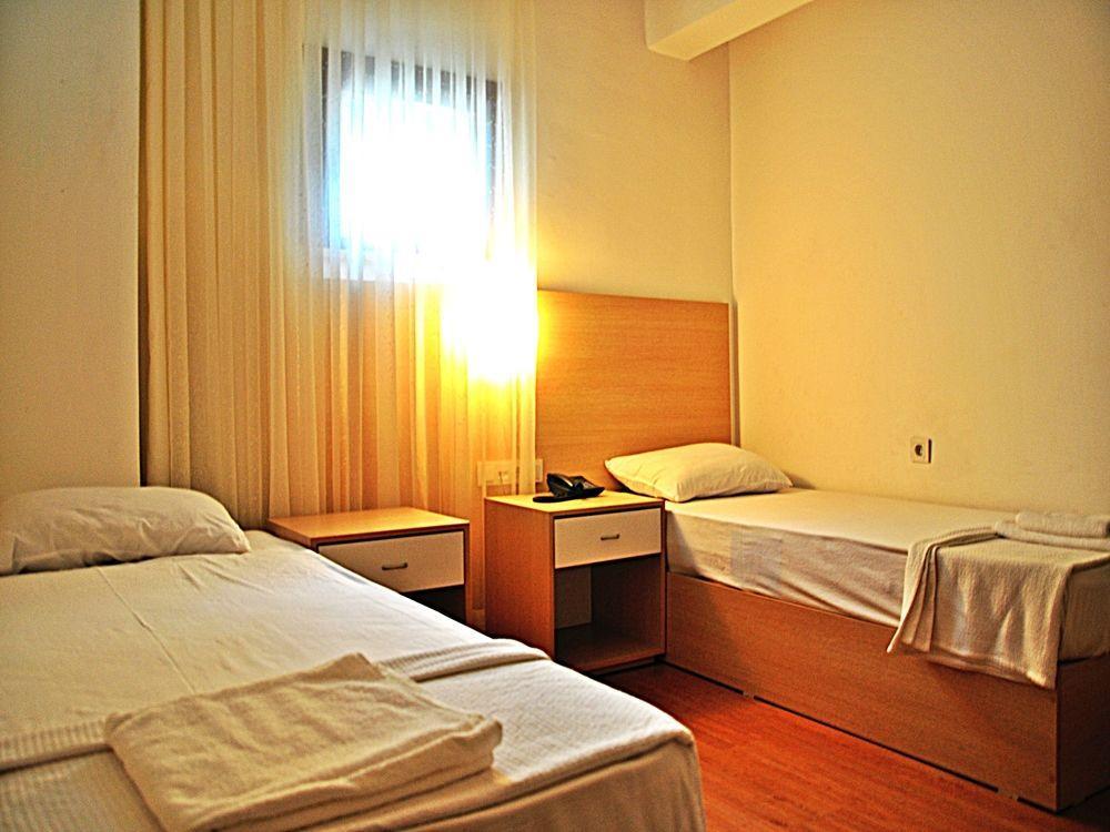Oscar Bed & Breakfast 2*