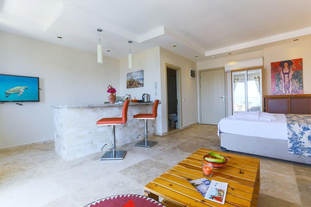 Saylam Hotel 4*