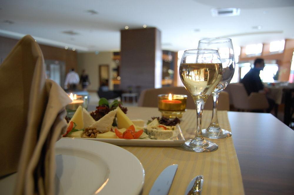 Hilton Garden Kocaeli Sekerpinar Hotel Sekerpinari