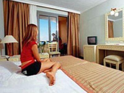 Neptun Hotel 3*