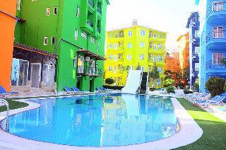 Blue Family Club Apartment Side