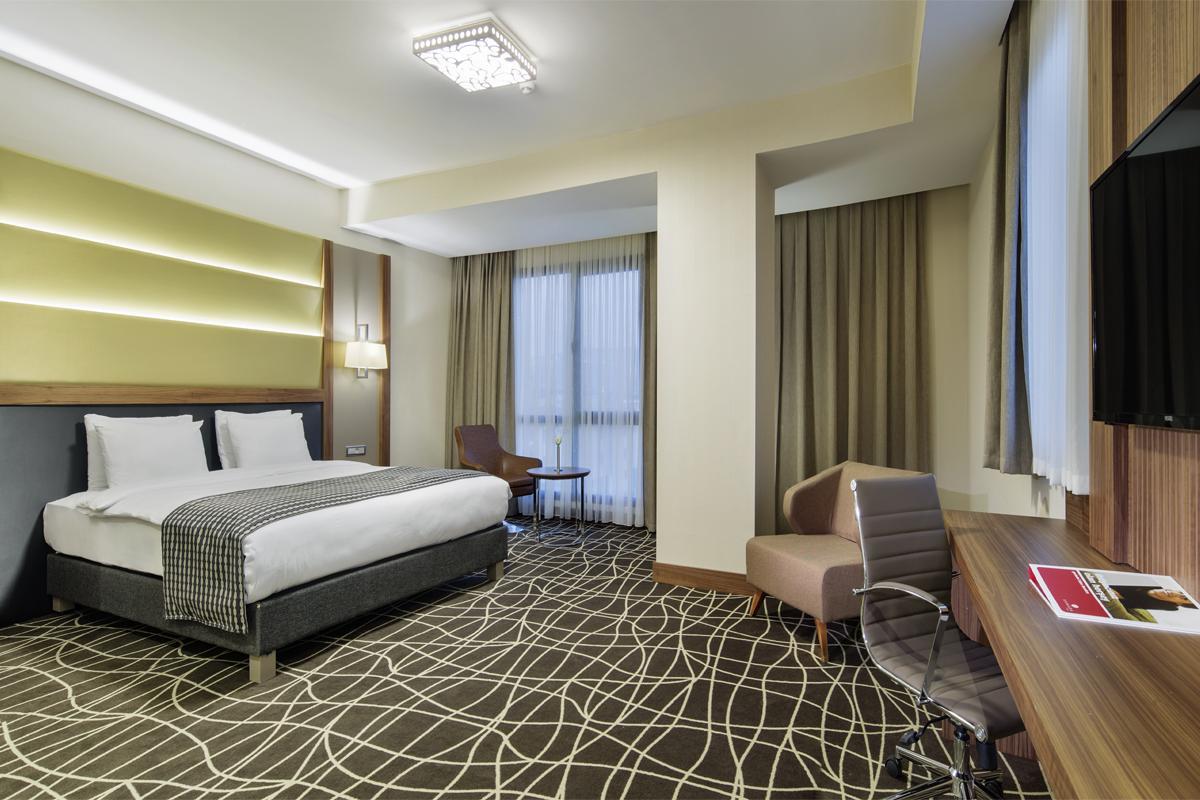 Ramada By Wyndham 4*