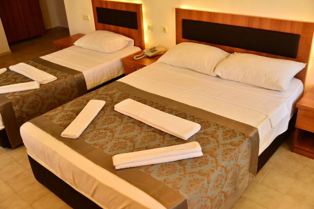 Club Family Garden Hotel 3*
