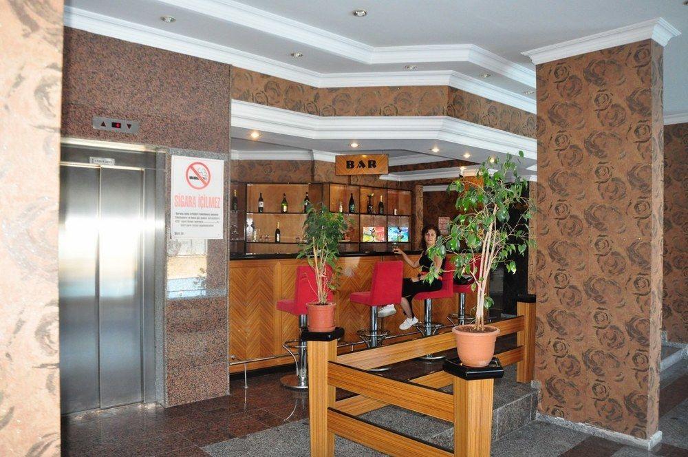 Marina Hotel 3*