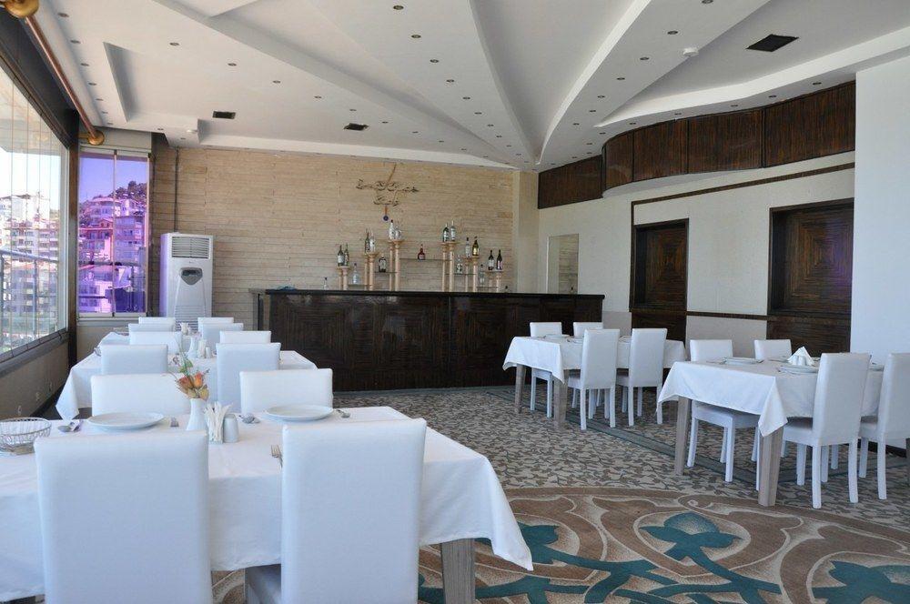 Marina Hotel 3*