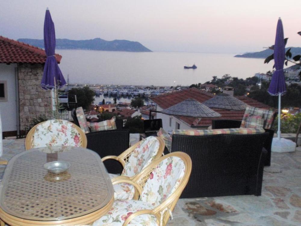 Yoga House Aparthotel 2*