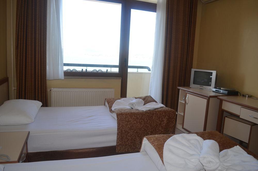 Ayvalik Palas Hotel 2*