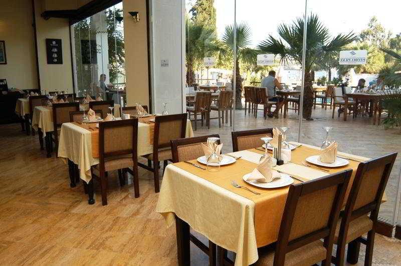 Istanbul Palace 4*