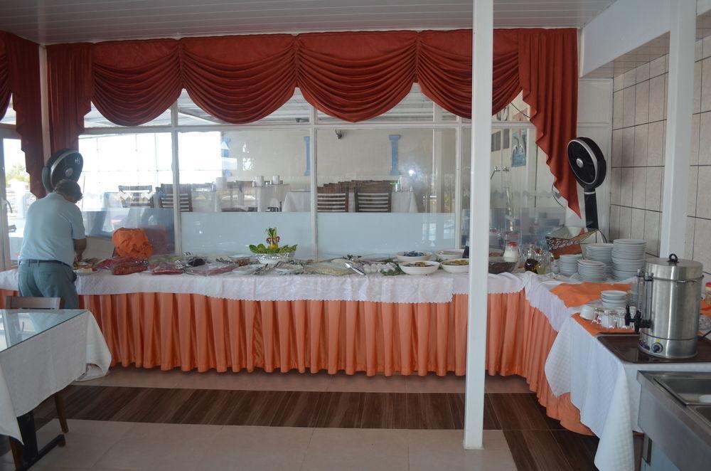 Yasmin Hotel 2*