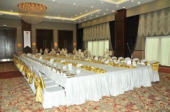 Ramada Plaza Altin Kayisi Hotel 5*