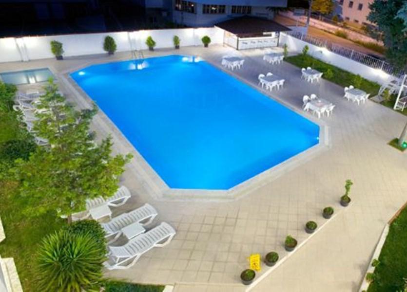 Ayapam Hotel