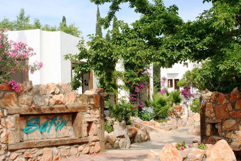 Safir Hotel
