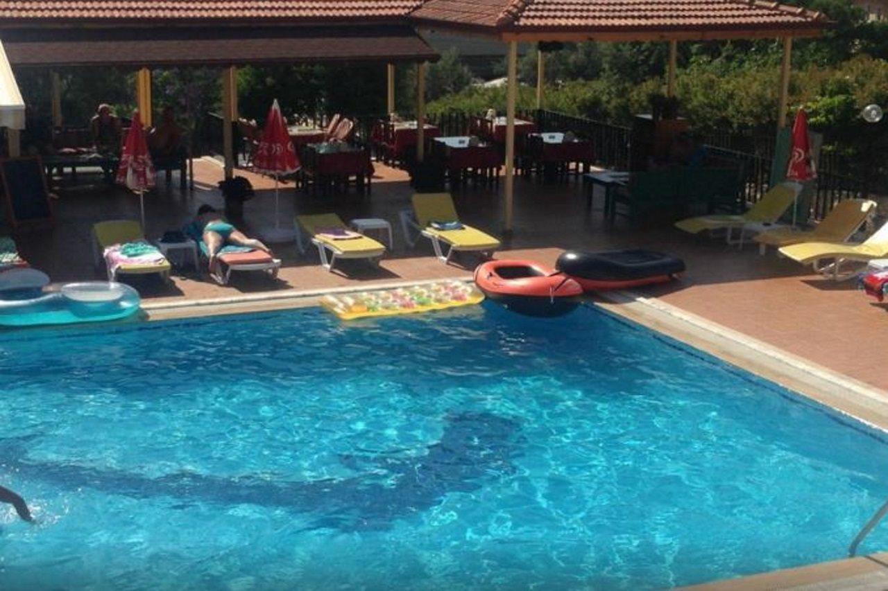 Turk * Ovacik (Fethiye)