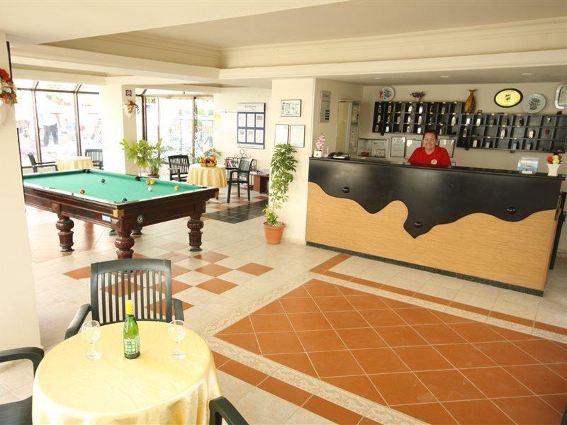 Tuntas Altinkum Aparthotel