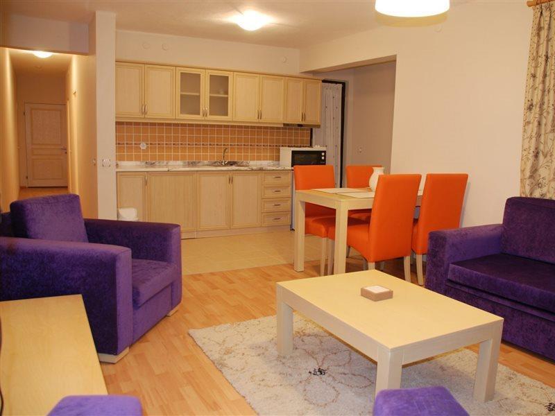 Tuntas Altinkum Aparthotel