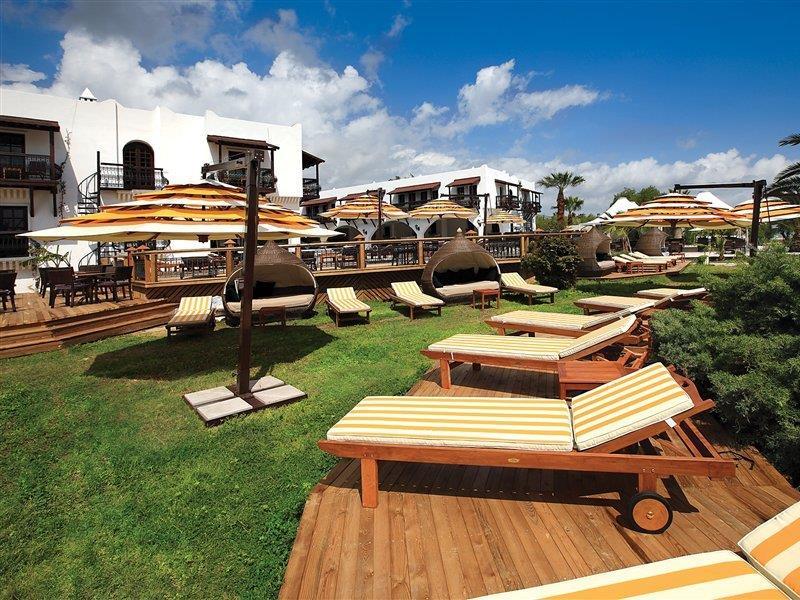 Costa Bitezhan Hotel 4*