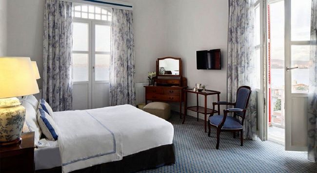 Splendid Palace 2*