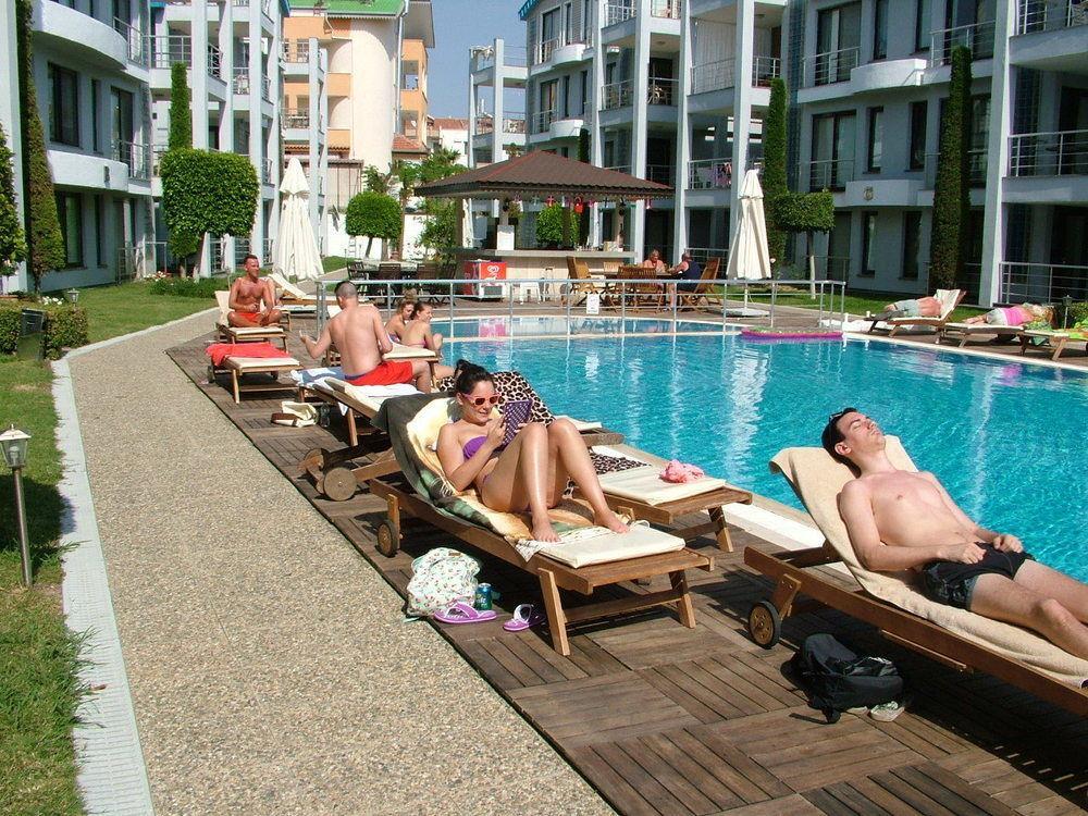 Garden Apartment *
