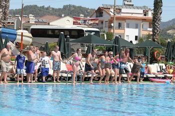 Club Aida Aparthotel 4*