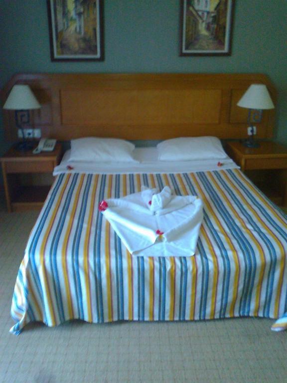 Hotel Alara Park