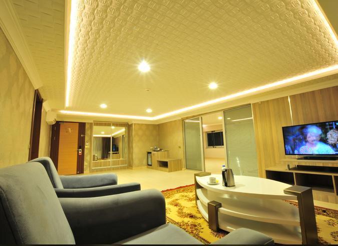 Ramada 4*
