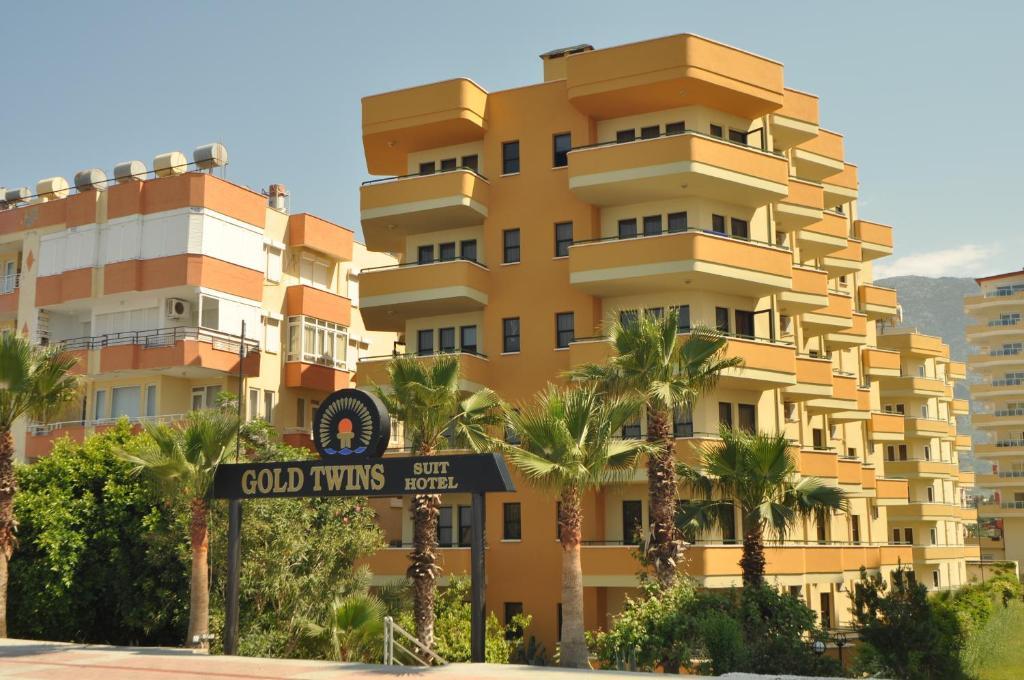 Gold Twins Family Hotel 3*