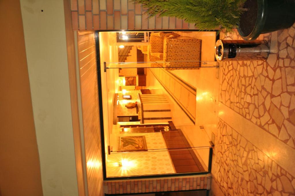 Gold Twins Family Hotel