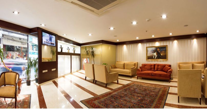 Aprilis - Special Category Hotel