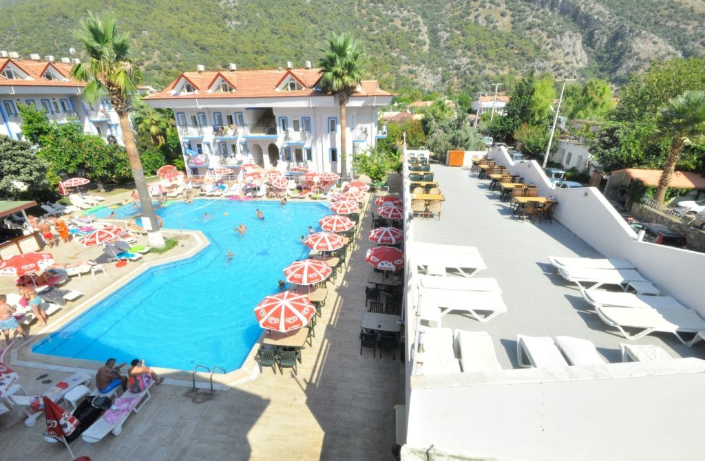 Akdeniz Hotel 3*