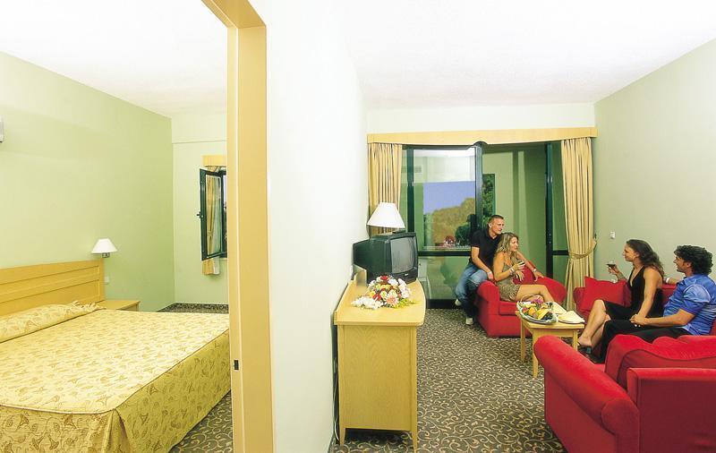 Arinna Hotel 3*