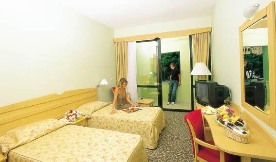 Arinna Hotel 3*