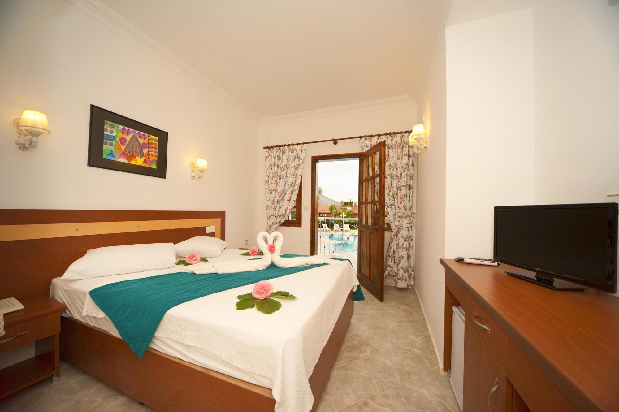 White Hotel Oludeniz