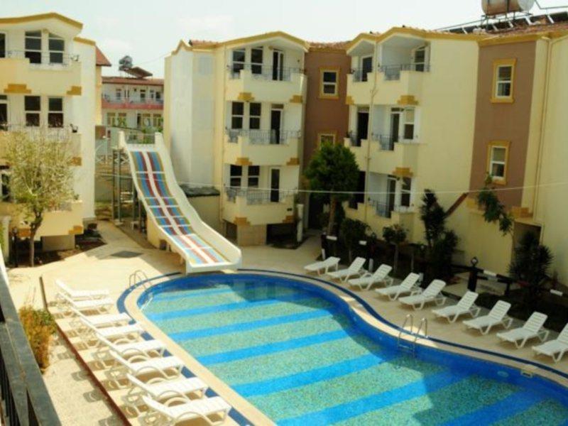 Hotel Midnight Sun
