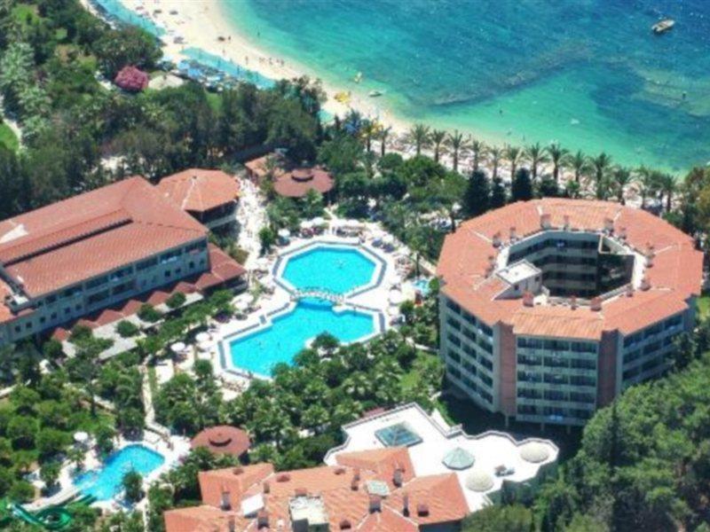 Hotel Alara Park