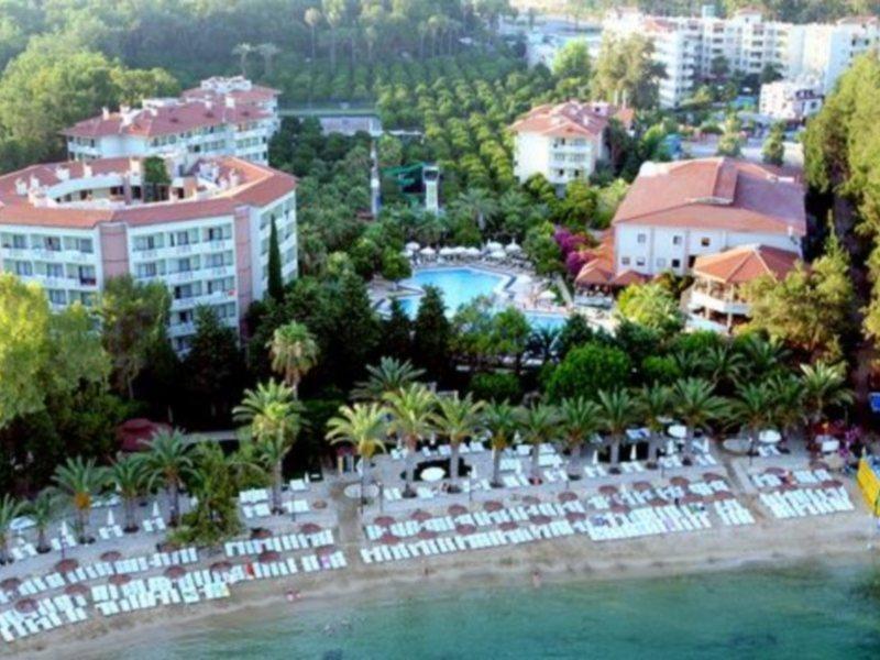Hotel Alara Park