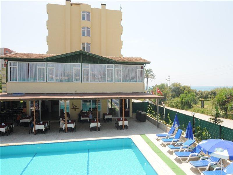 Resort Kolibri 3*