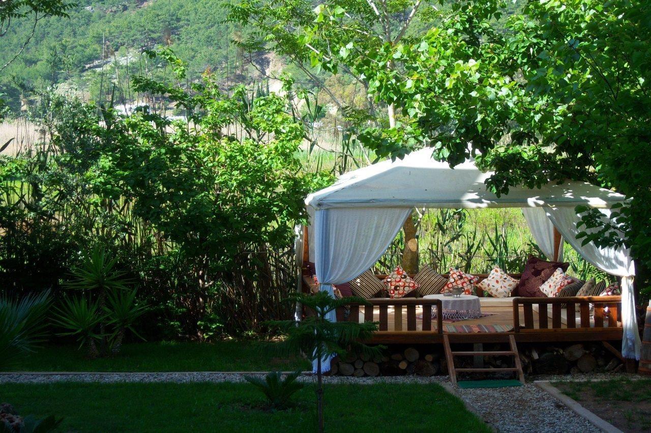 Hotel Papirus 2*