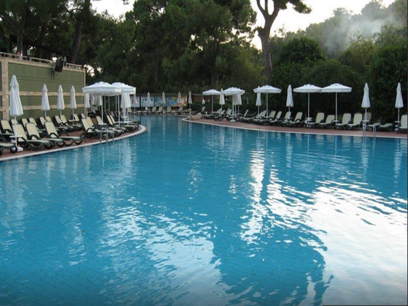 Hotel Corinthia Club