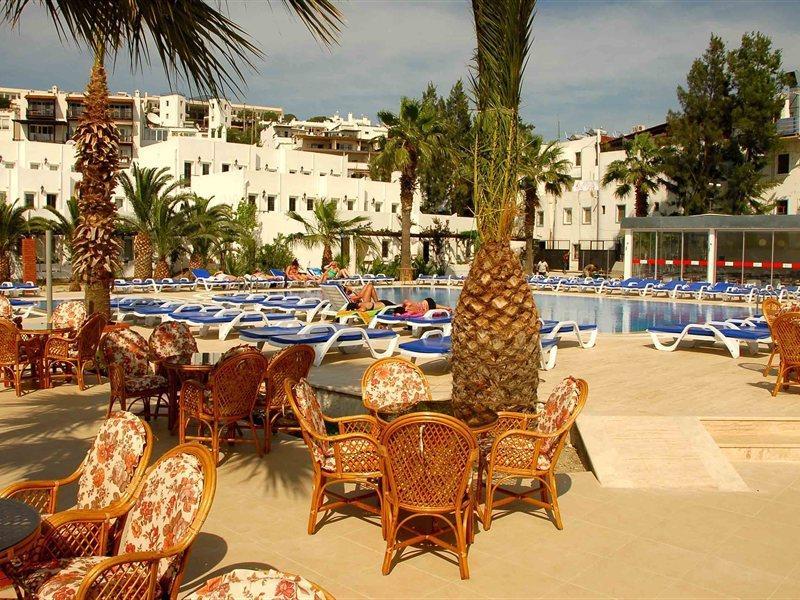 Hotel Nagi 3*