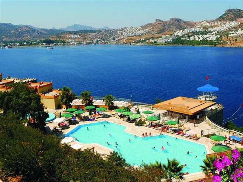 Green Beach Resort