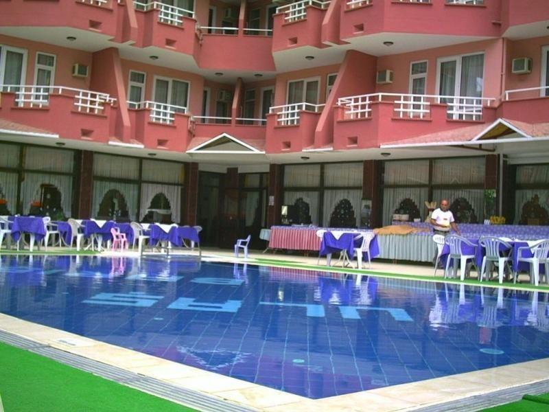 Hotel Bariscan