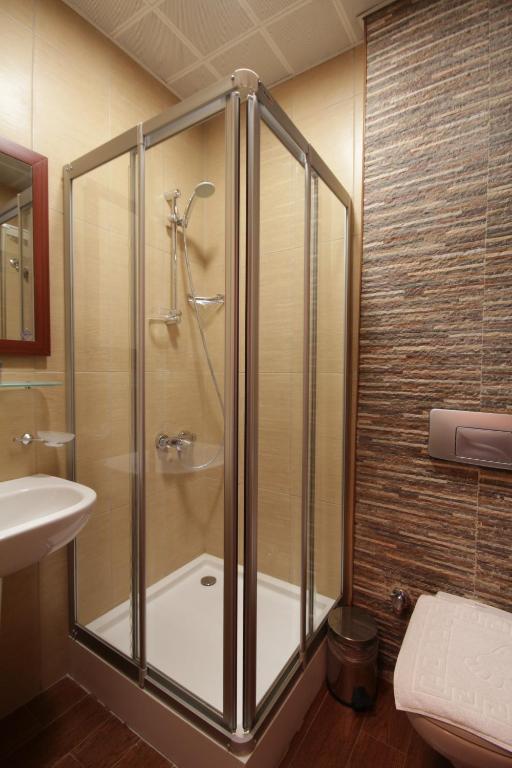 Hotel Dervish