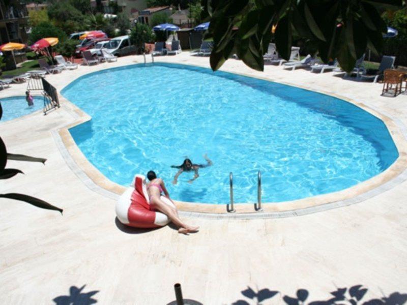 Ata Lagoon